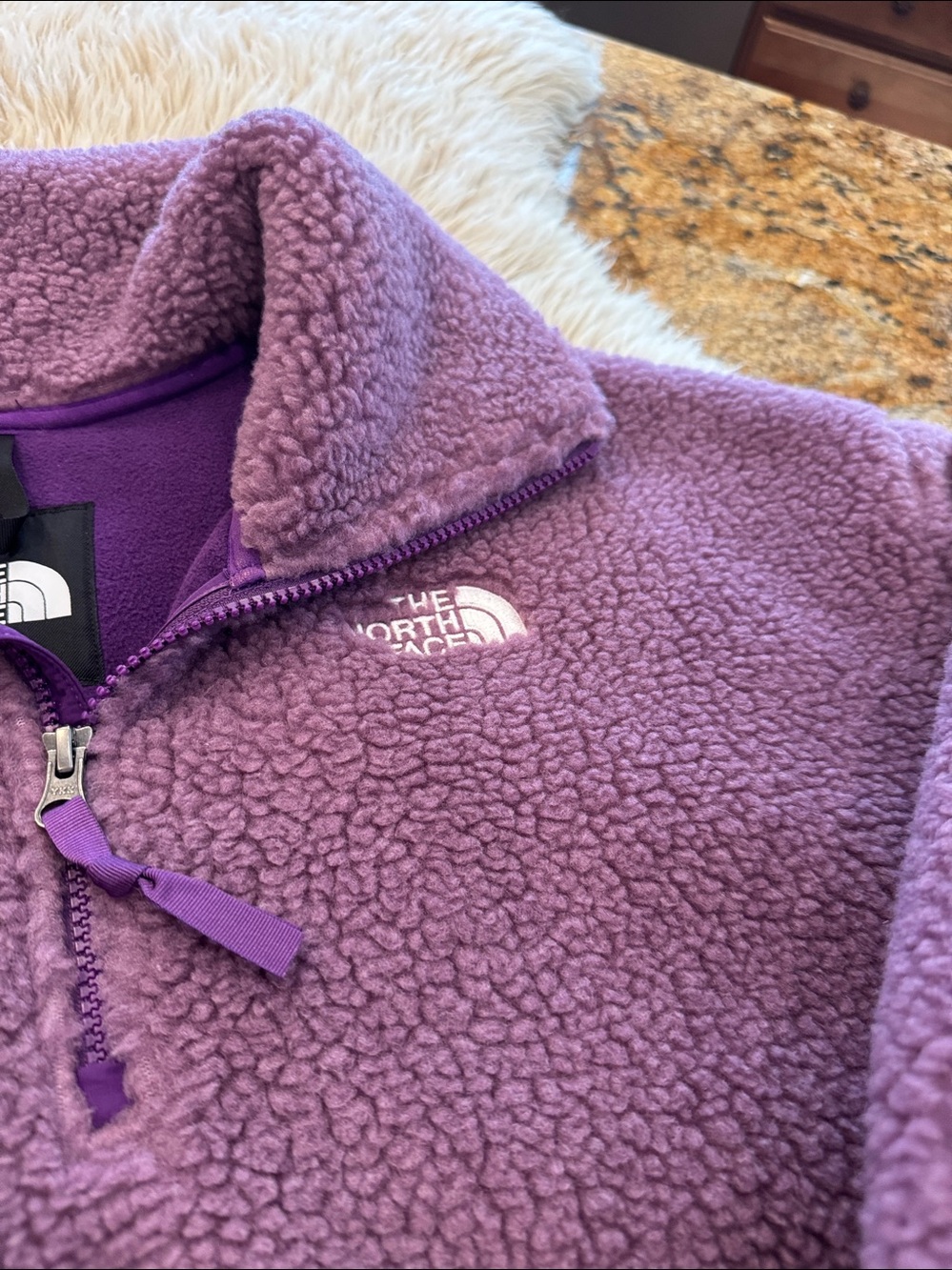 The North Face lined fleece pullover. Purple size medium. - Picture 2 of 7